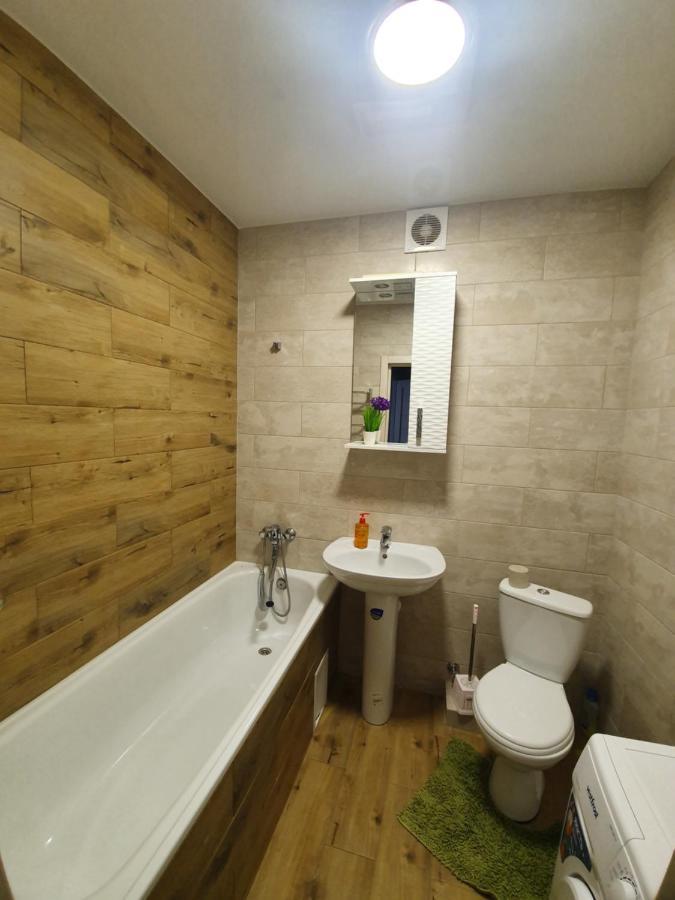 Жк Яровиця Lutsk Ngoại thất bức ảnh