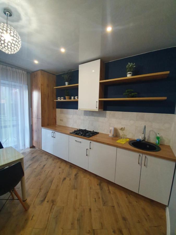 Жк Яровиця Lutsk Ngoại thất bức ảnh