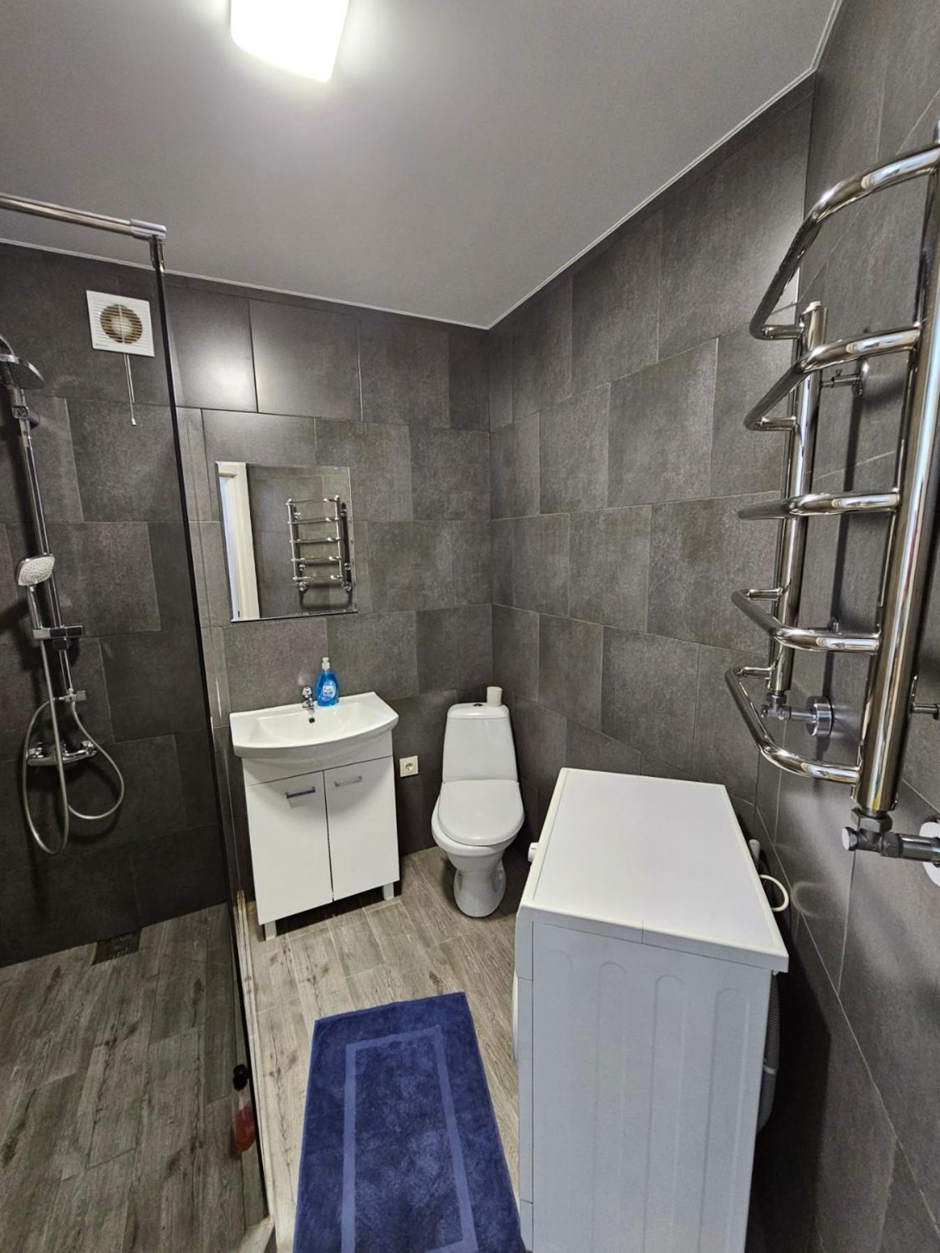 Жк Яровиця Lutsk Ngoại thất bức ảnh